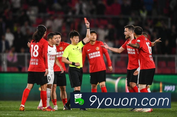 马竞迎战巴萨格列兹曼阿尔马达首发拉什福德亚马尔登场